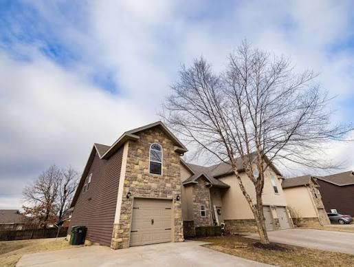 15th Place Townhomes